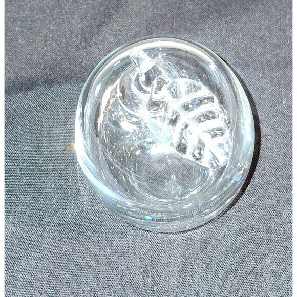 Princess House USA 4” Vintage Clear Glass Apple Paperweight With Leaf Accent - Picture 2 of 8